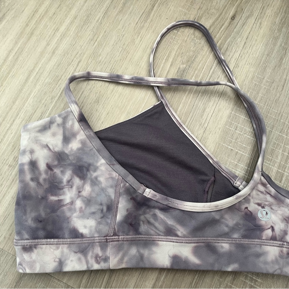 Lululemon bra - Picture 2 of 5